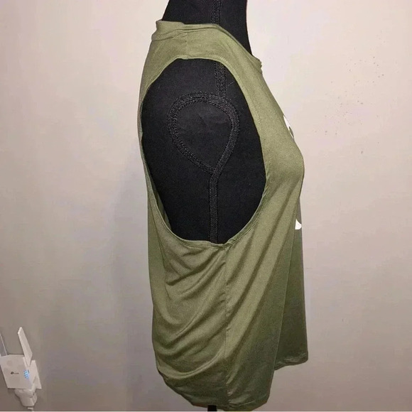 Zyia - Olive Kettle Moon Tank - Picture 4 of 6